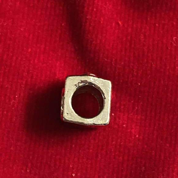 ๐ธ NWOT - Camera - Silvertone Slider Charm ๐ธ - Picture 4 of 6